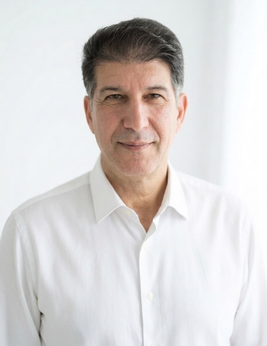 Shahram Taheri — Körpertherapie & Schmerzlinderung bei Cosmetic Eva Brode